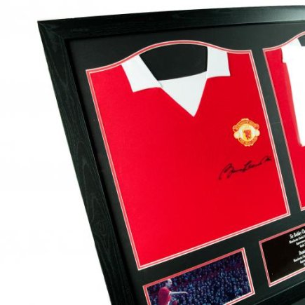 Футболка с автографом Манчестер Юнайтед Чарльтон и Лоу Manchester United F.C. Charlton & Law (двойная рамка)
