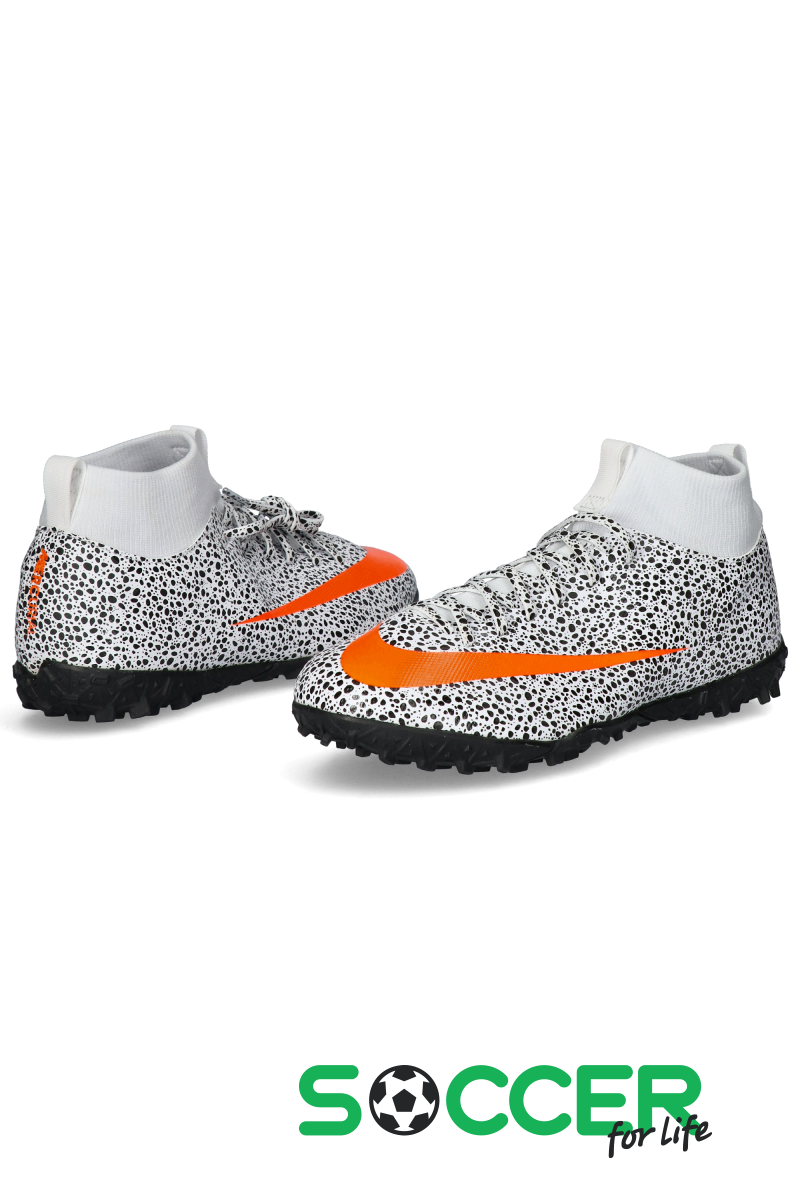 NIKE ナイキ　CR7 Детские футбольные сороконожки Nike Mercurial Superfly 7 Club CR7
