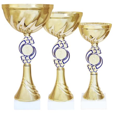 Комплект кубків Висота: 24 см, 22 см, 20 см Комплект кубків Висота: 24 см, 22 см, 20 см