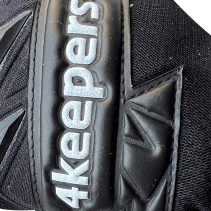 Вратарские перчатки 4Keepers EQUIP PANTER NC  S836287