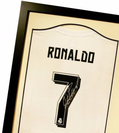 Футболка с автографом Реал Мадрид Роналдо Real Madrid F.C. Ronaldo в рамке