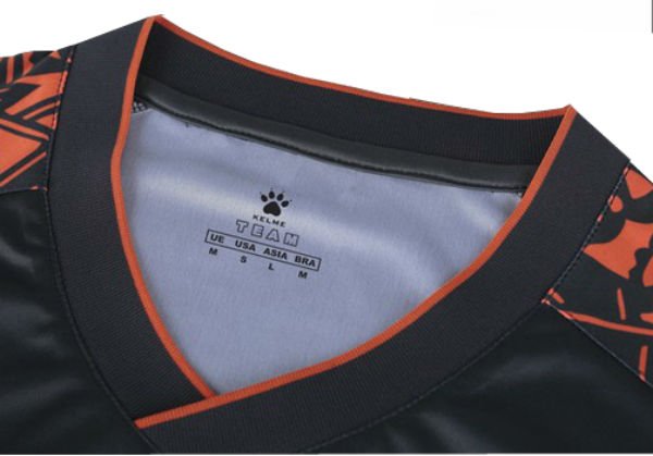 Вратарский свитер Kelme K080-009 с длинным рукавом цвет: черный/неоновый оранжевый