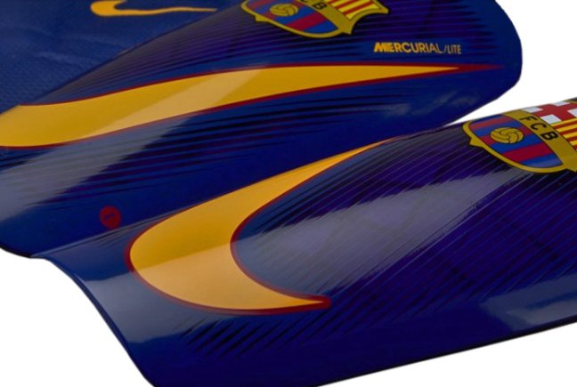 Щитки футбольные Nike Barcelona Mercurial Lite SP2112-422 цвет: тёмно-синий