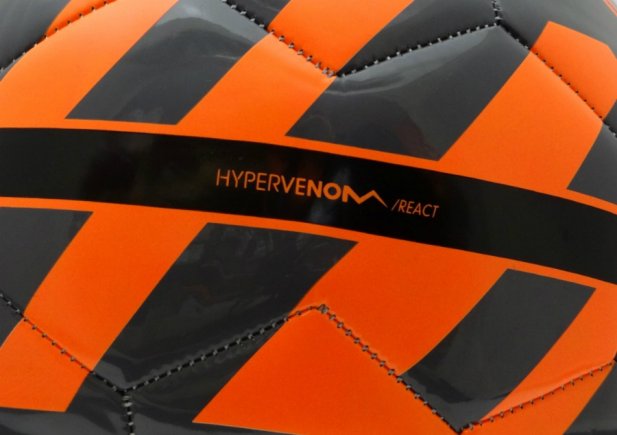 Мяч футбольный Nike Hypervenom React SC2736-011 размер 4  (официальная гарантия)