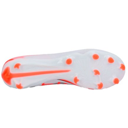 Бутсы Puma Ultra 5 Match FG/MG 108166-01