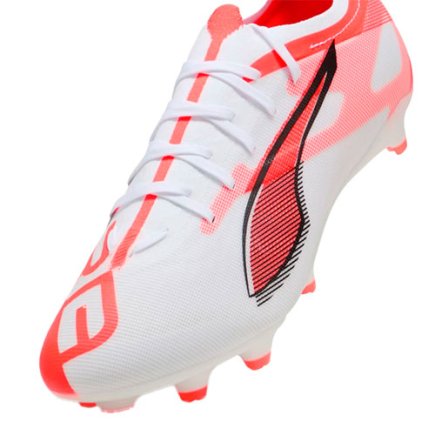 Бутсы Puma Ultra 5 Match FG/MG 108166-01