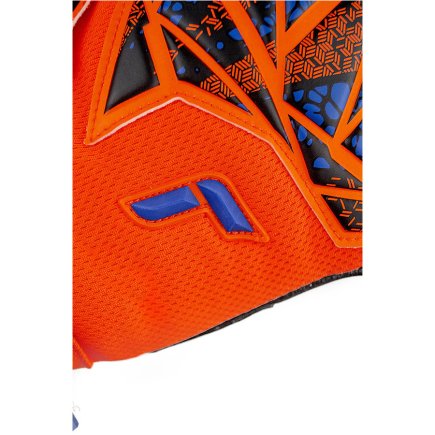 Воротарські рукавиці Reusch Attrakt Infinity NC Junior 54 72 725 2211 дитячі