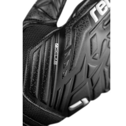 Воротарські рукавиці Reusch Attrakt Resist 55 70 615 7700