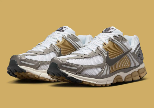 Кроссовки Nike ZOOM VOMERO 5 - Официальная Продукция