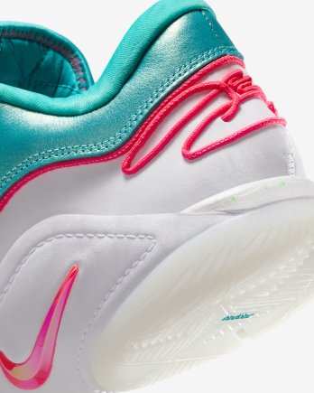 Кроссовки Nike LEBRON XXII XMAS - Официальная Продукция