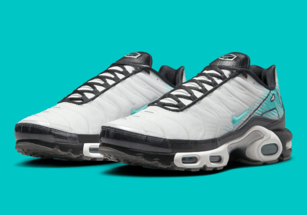 Кроссовки Nike Air Max PLUS - Официальная Продукция