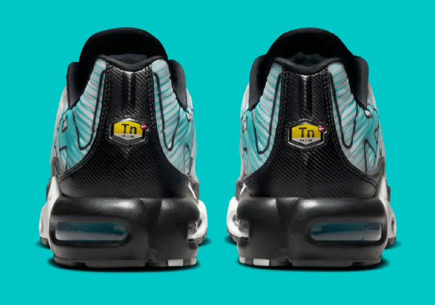 Кроссовки Nike Air Max PLUS - Официальная Продукция