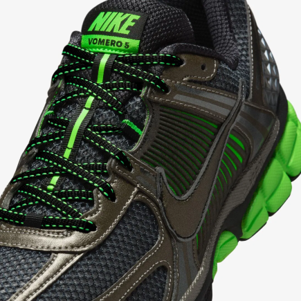 Кроссовки Nike ZOOM VOMERO 5 SE - Официальная Продукция