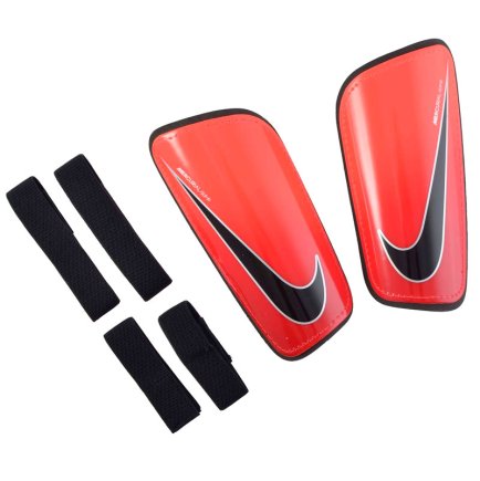 Щитки футбольные Nike Mercurial Hard Shell SP2128-610 цвет: красный