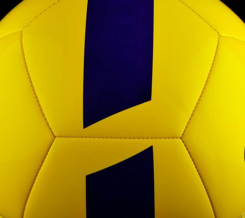 Мяч футбольный Nike PITCH TEAM SC3166-701 желтый. Размер 3 (официальная гарантия)
