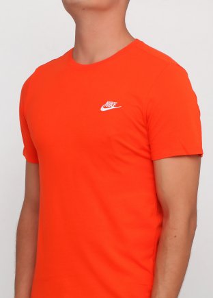 Футболка Nike M NSW TEE CLUB EMBRD FTRA 827021-891 цвет: оранжевый