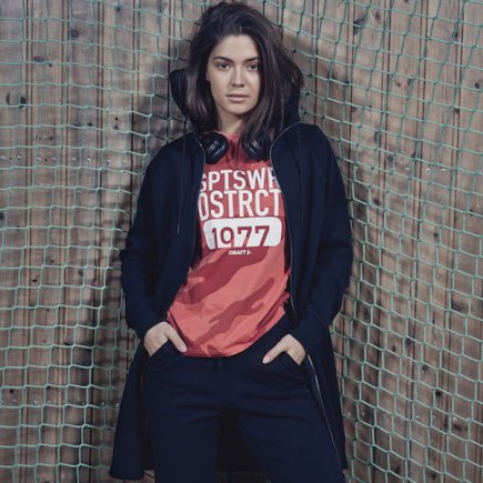 Толстовка подовжена Craft District Long Hoodie 1907191-999000 жіноча колір: чорний