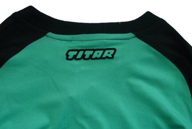 Воротарський светр Классік TITAR зелено-чорний