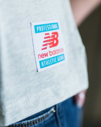 Футболка New Balance Ess Field Day Boxy WT11508SAH жіноча