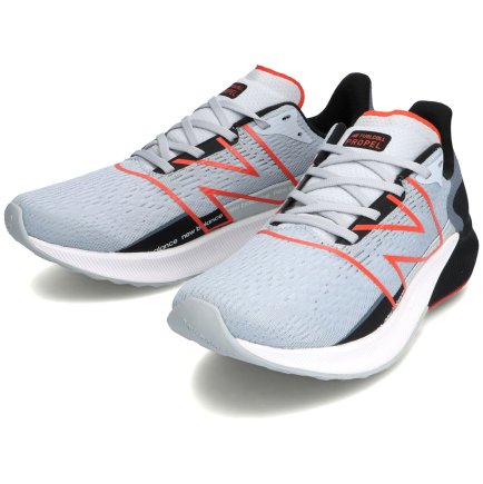 Кроссовки New Balance FuelCell Propel MFCPRCL2