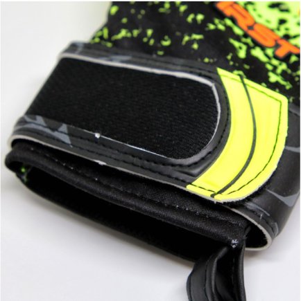Вратарские перчатки HO SOCCER FIRST SUPERLIGHT NEON LIME