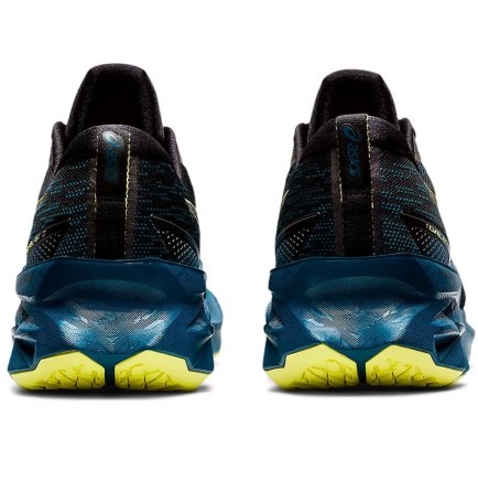 Кросівки ASICS NOVABLAST 2 1011B192-002